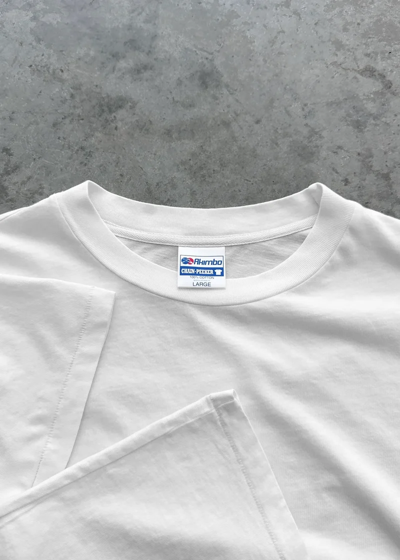 Akimbo Chain-Peeker Light-Weight Tee White USA