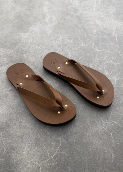 AKIMBO LEATHER FLIP FLOPS - BROWN