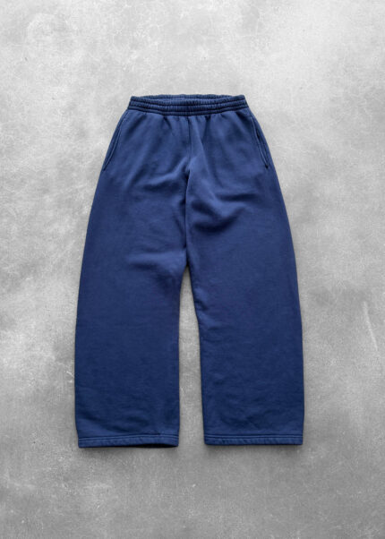 AKIMBO STRAIGHT-LEG SWEATPANTS - NAVY